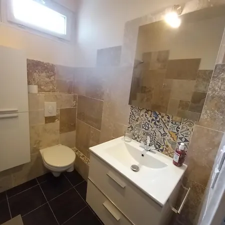 Апартаменты Centre, 2 Ch, 4 Pers, Climatise Экс-ле-Бен